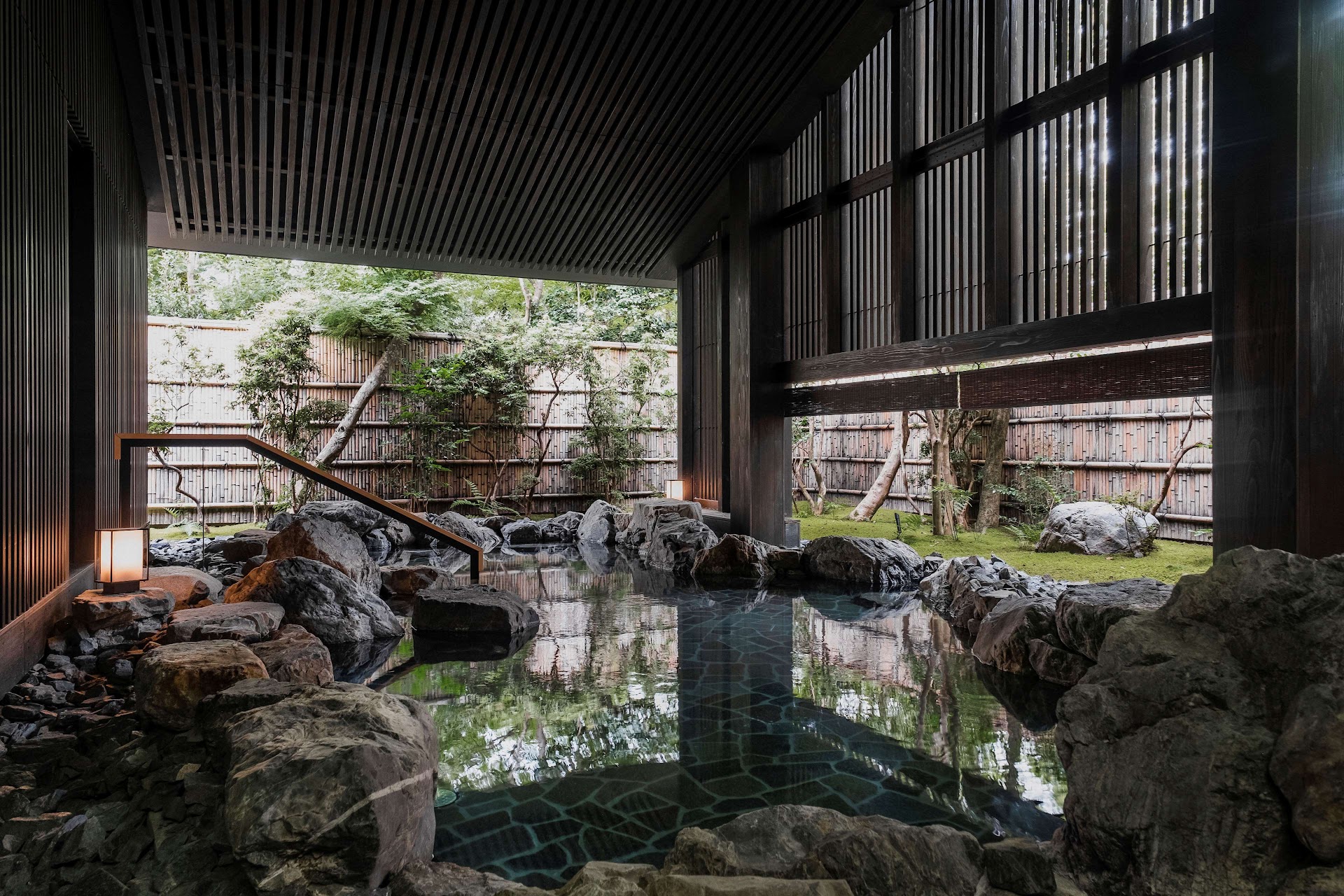 Aman Kyoto : l'hôtel caché dans la forêt qui redéfinit le silence de luxe