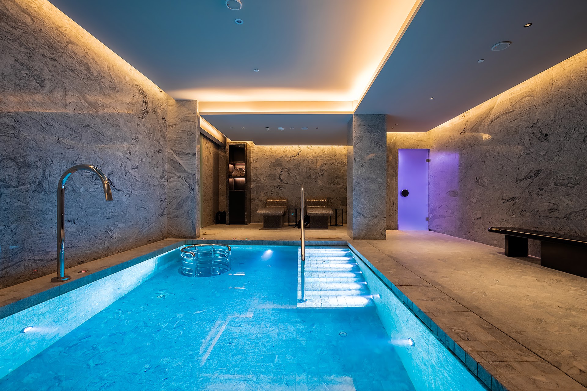 Capella Bangkok : la suite fluviale qui redéfinit le luxe thaïlandais — vaut-elle vraiment le prix ?