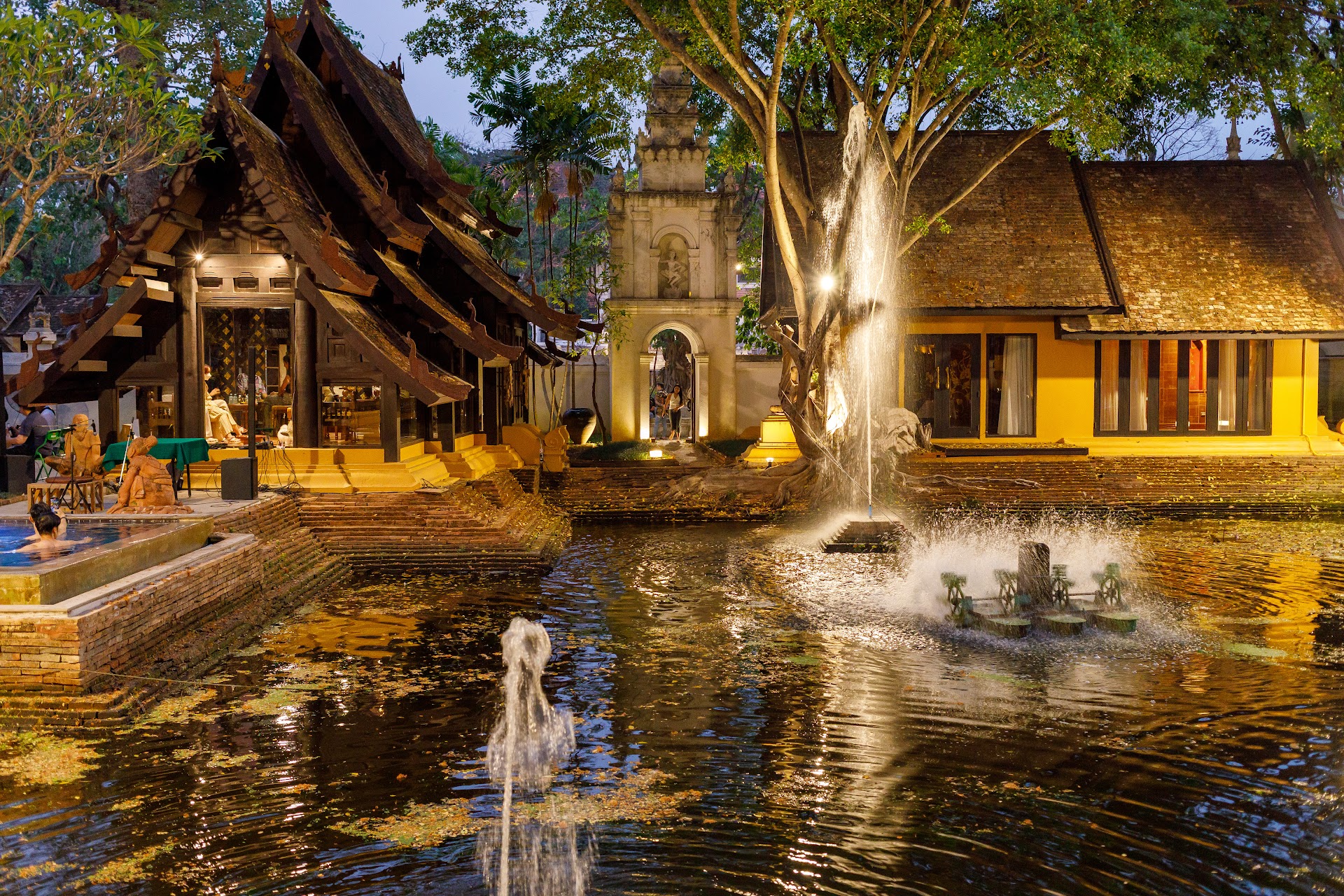 Dhara Dhevi, Chiang Mai — Un palais Lanna à l'aube : vaut-il vraiment son prix ?