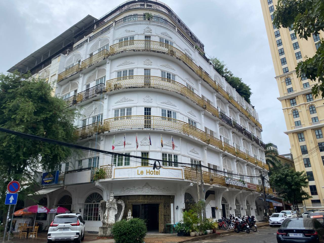 Raffles Le Royal à Phnom Penh : l'hôtel mythique à la loupe