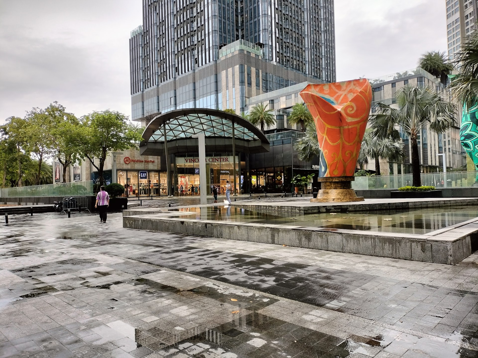 L'hôtel le plus extravagant du Vietnam : The Reverie Saigon vaut-il vraiment son prix ?