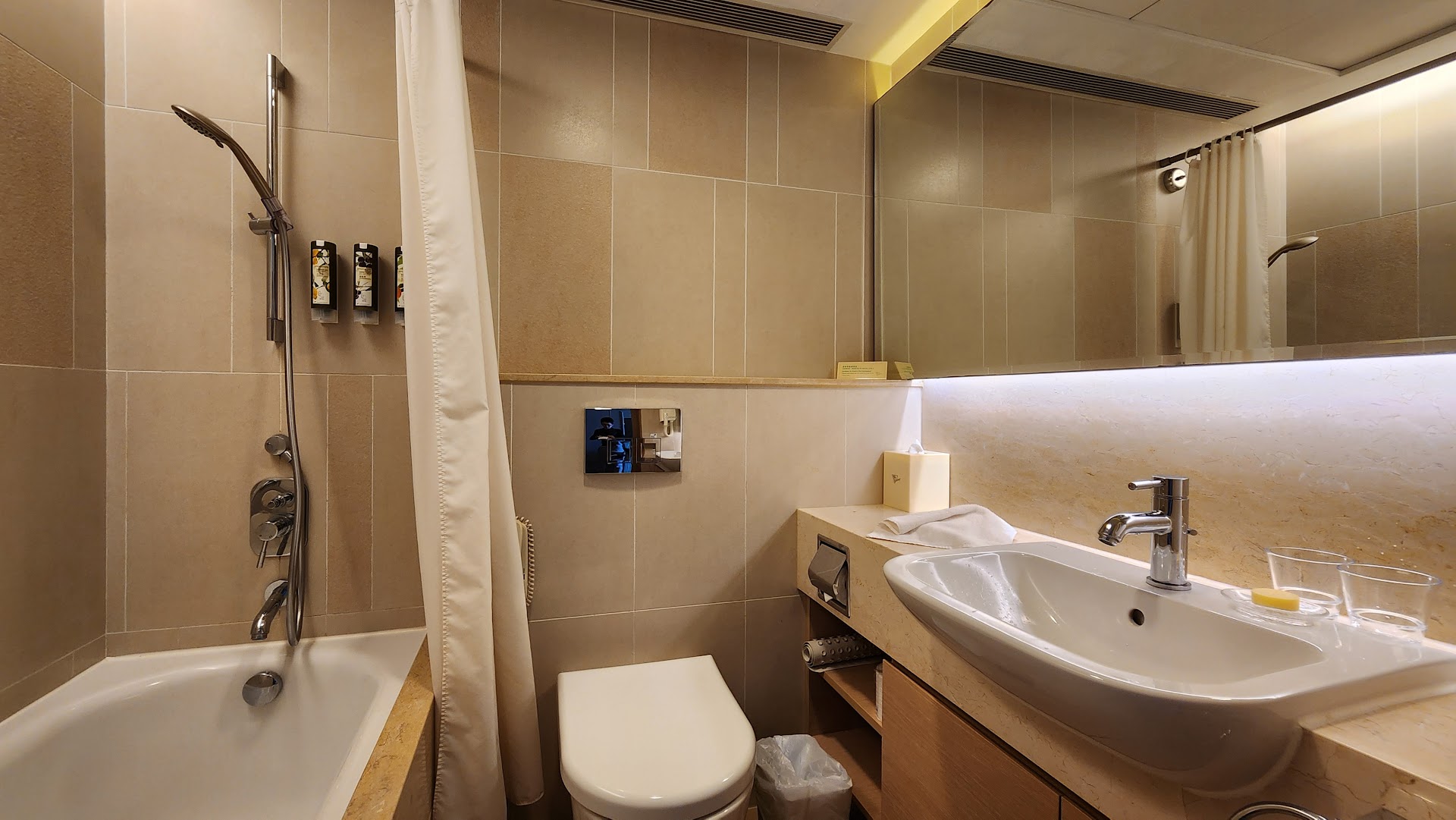 Regal Kowloon Hotel