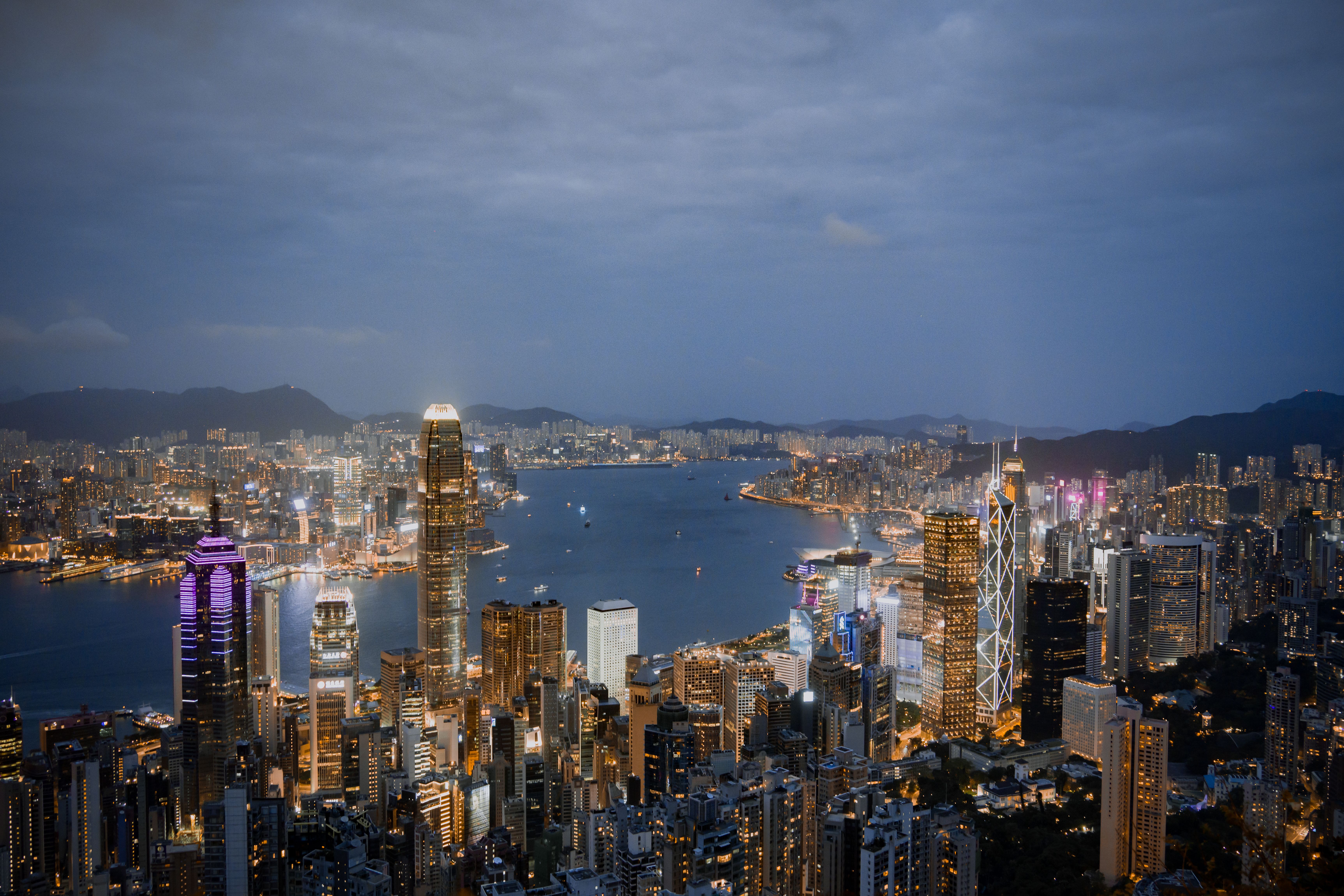 Le Rosewood Hong Kong : vaut-il vraiment son prix face au Victoria Harbour ?